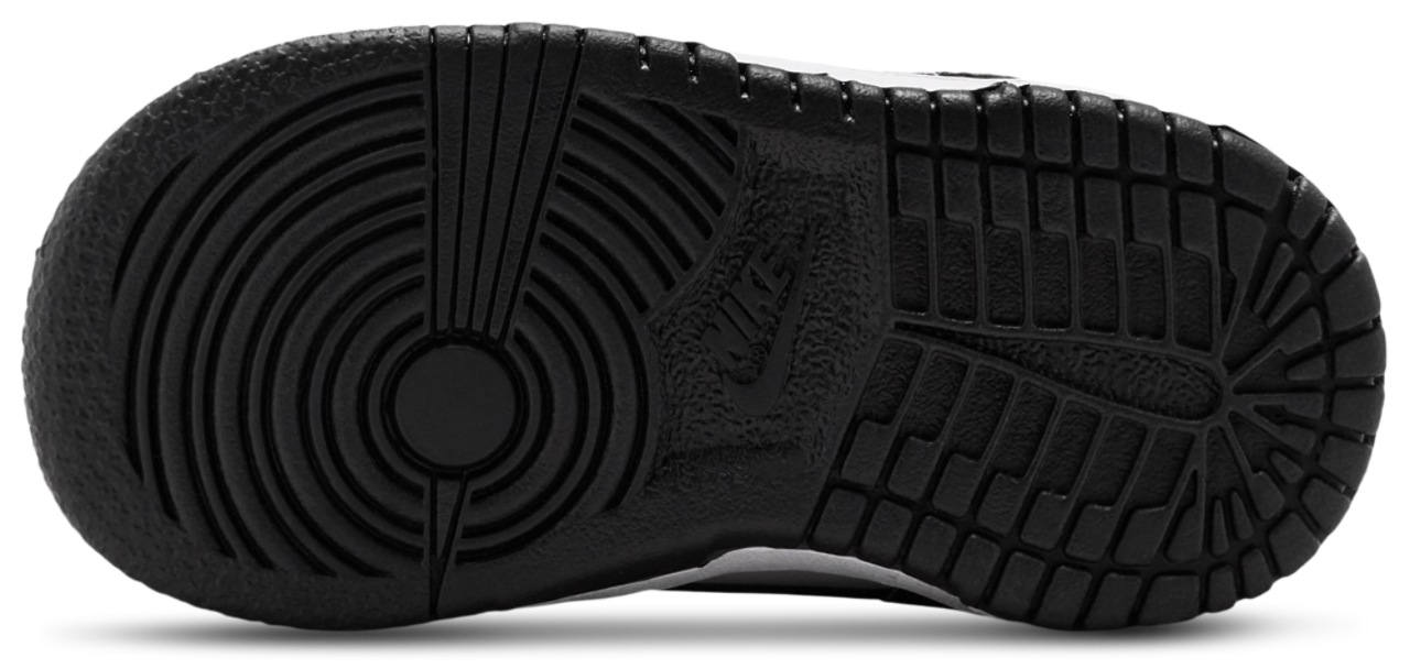 Nike Dunk Low  Image 5 of 5. Tap to open photo gallery.