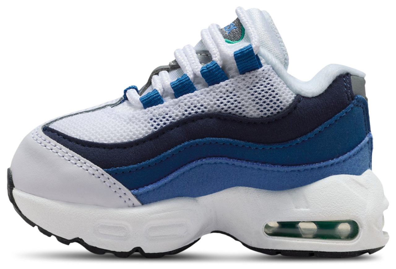 Nike Air Max 95 PRM Emerald Image 2 of 5. Tap to open photo gallery.