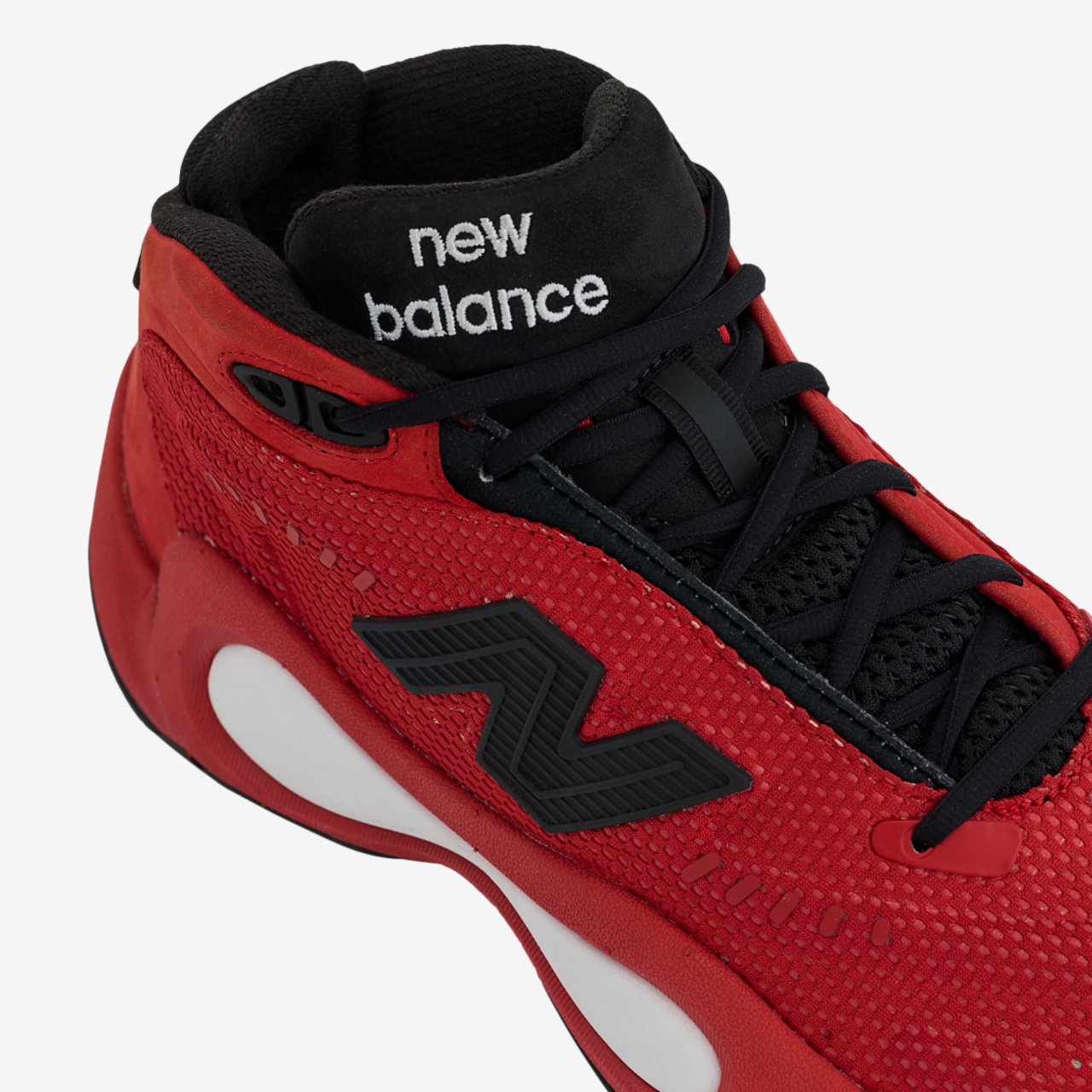 New Balance P400 Image 7 of 9. Tap to open photo gallery.