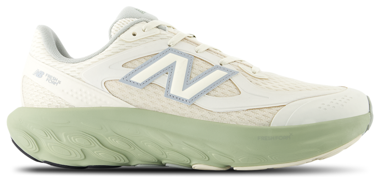 New Balance FF Trainer Image 1 of 5. Tap to open photo gallery.