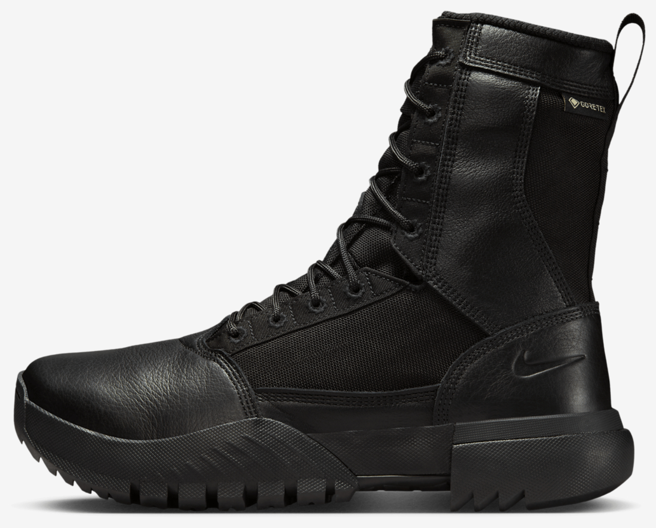Nike SFB Air Field Ukiah 8" GTX Image 2 of 5. Tap to open photo gallery.