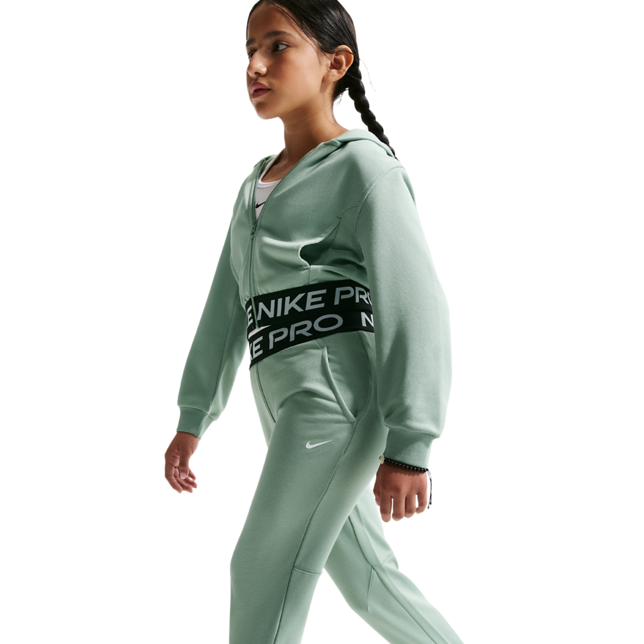 Nike Dri-FIT Fleece Joggers Image 5 of 7. Tap to open photo gallery.