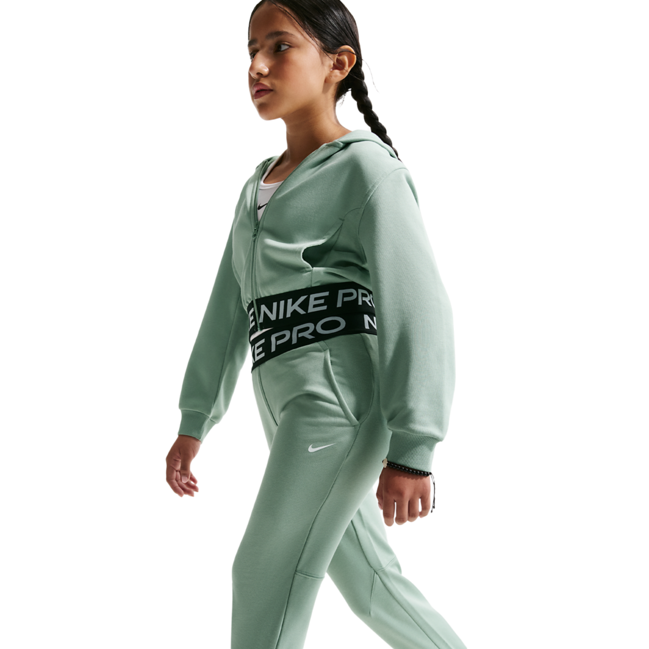 Nike Dri-FIT Fleece Joggers Image 5 of 7. Tap to open photo gallery.