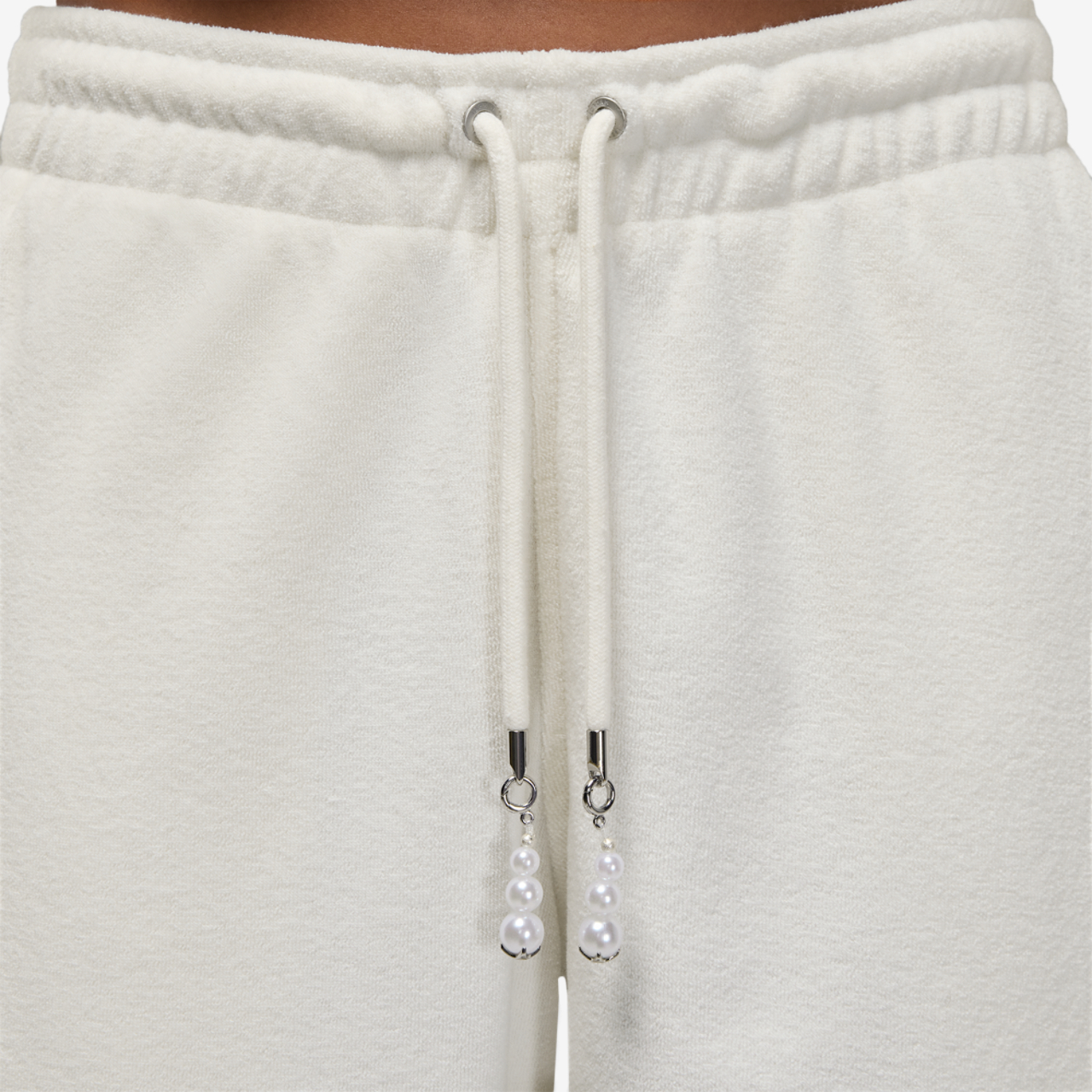 Jordan Flight Fleece Seasonal Barrel Pants Image 3 of 5. Tap to open photo gallery.