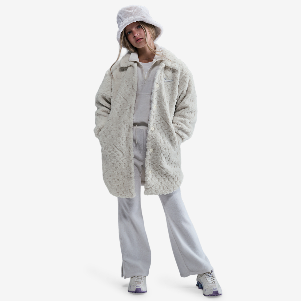 Nike NSW Cozy Deluxe Jacket Image 3 of 4. Tap to open photo gallery.
