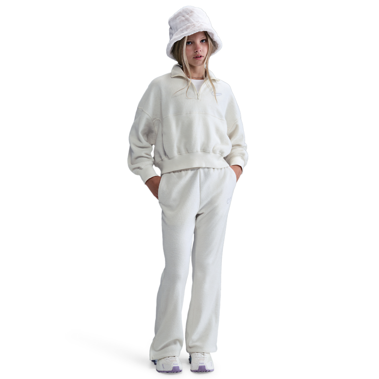 Nike NSW Fleece Cozy Pants Image 3 of 4. Tap to open photo gallery.