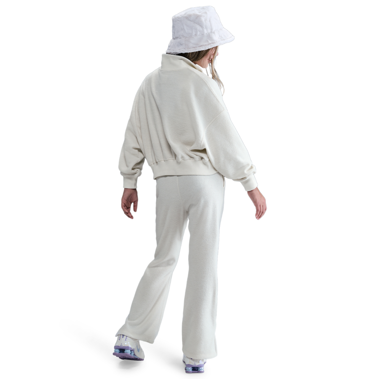 Nike NSW Fleece Cozy Pants Image 4 of 4. Tap to open photo gallery.