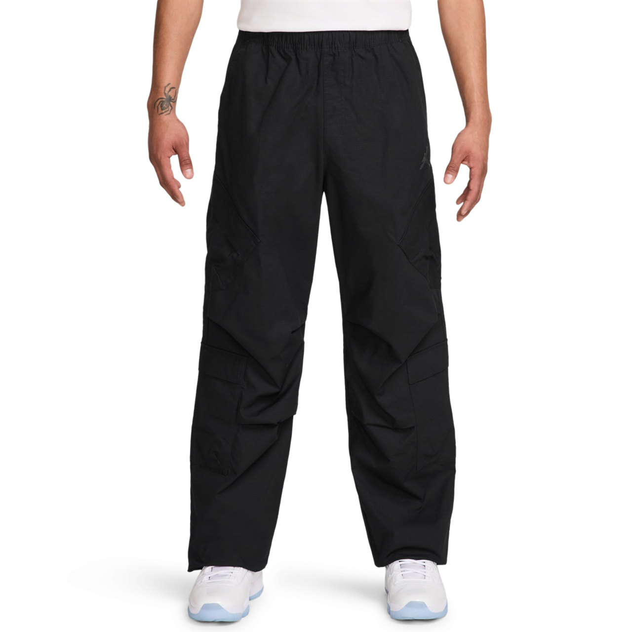 Jordan Flight Utility Pants Image 1 of 3. Tap to open photo gallery.