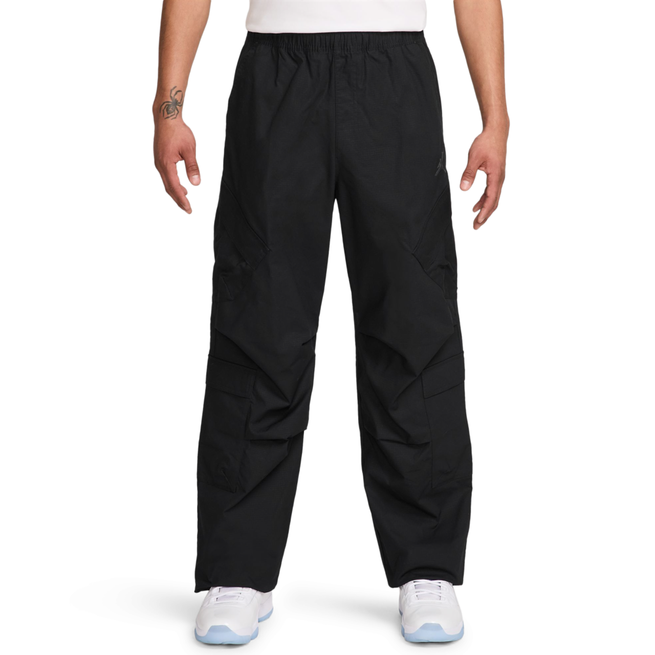 Jordan Flight Utility Pants Image 1 of 3. Tap to open photo gallery.