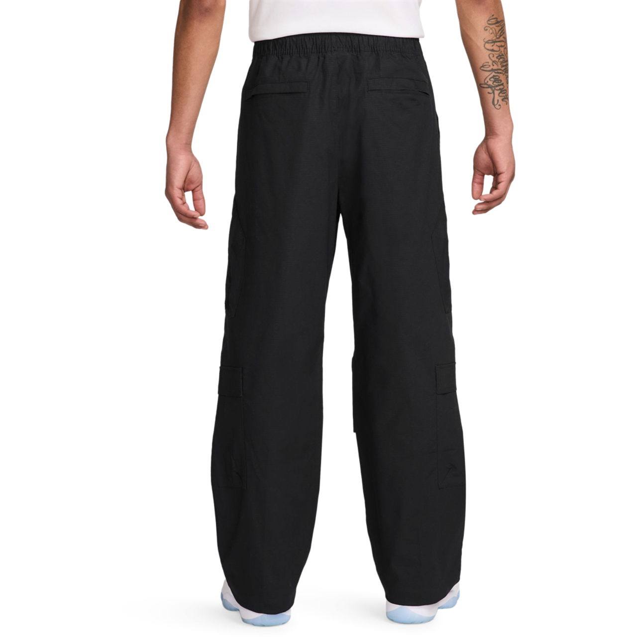 Jordan Flight Utility Pants Image 2 of 3. Tap to open photo gallery.