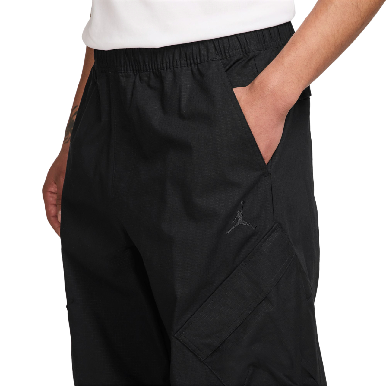 Jordan Flight Utility Pants Image 3 of 3. Tap to open photo gallery.