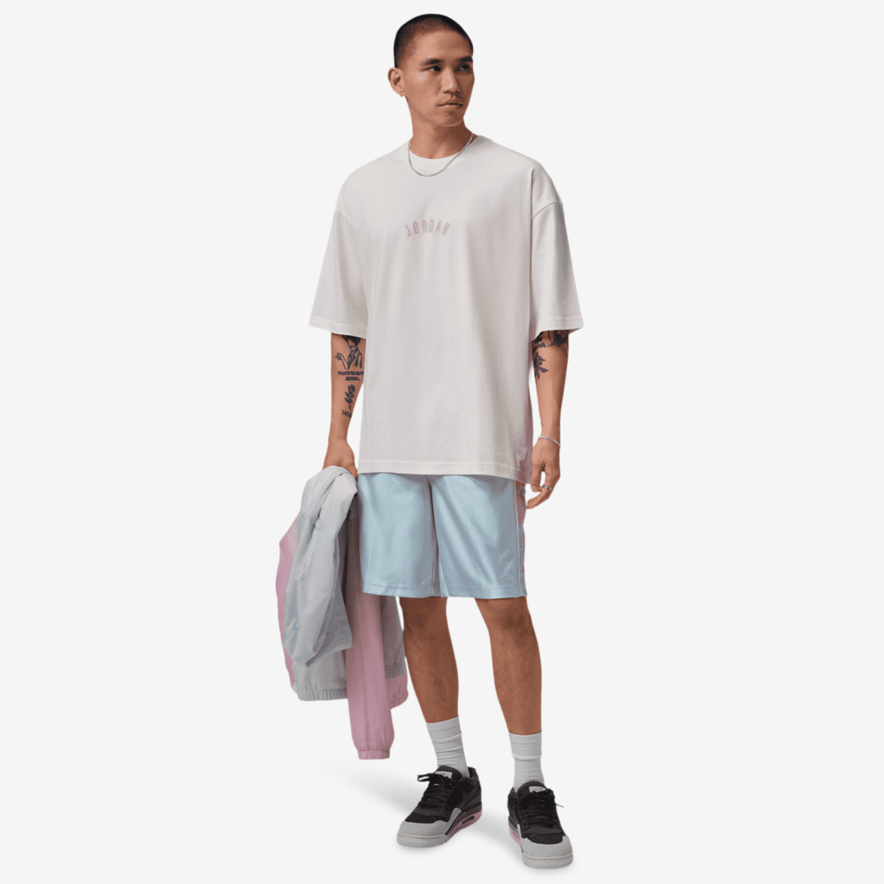 Jordan Essentials Cat Scratch Shorts Image 8 of 8. Tap to open photo gallery.