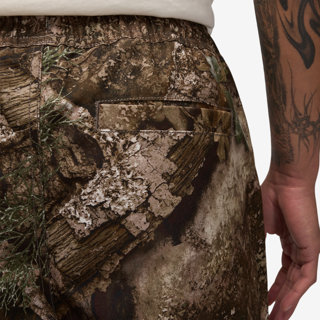 Jordan BRK Woven RLT Pants Image 5 of 6. Tap to open photo gallery.