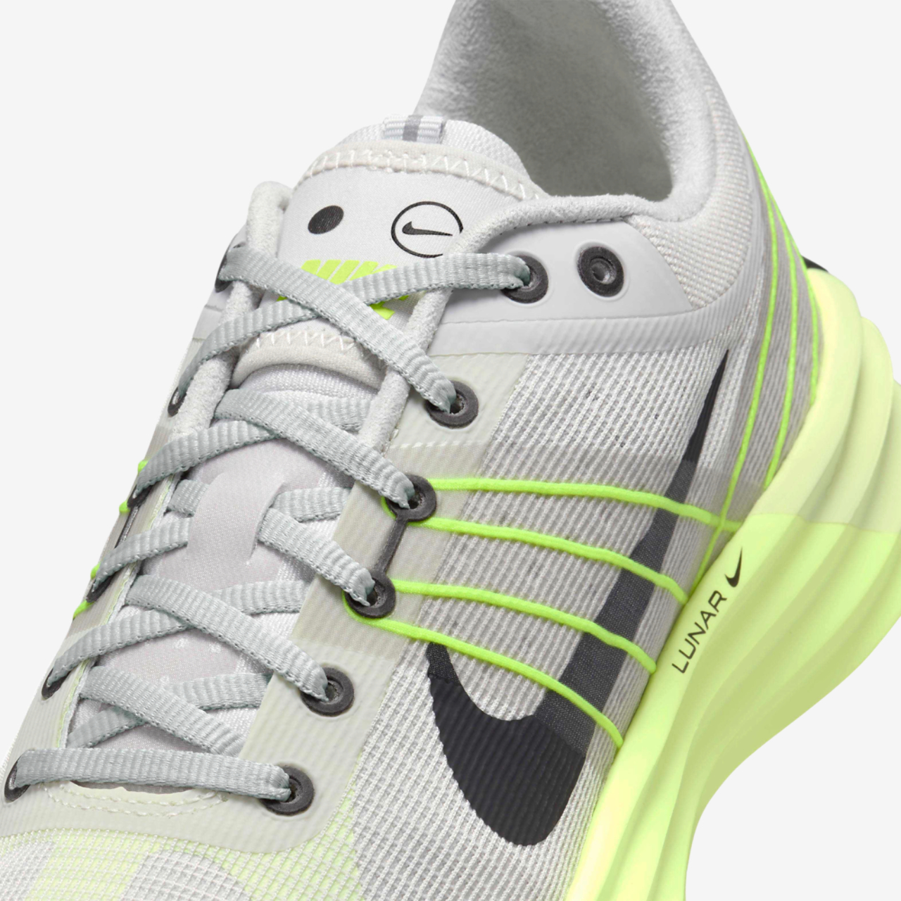 Nike Lunar Roam Image 7 of 8. Tap to open photo gallery.