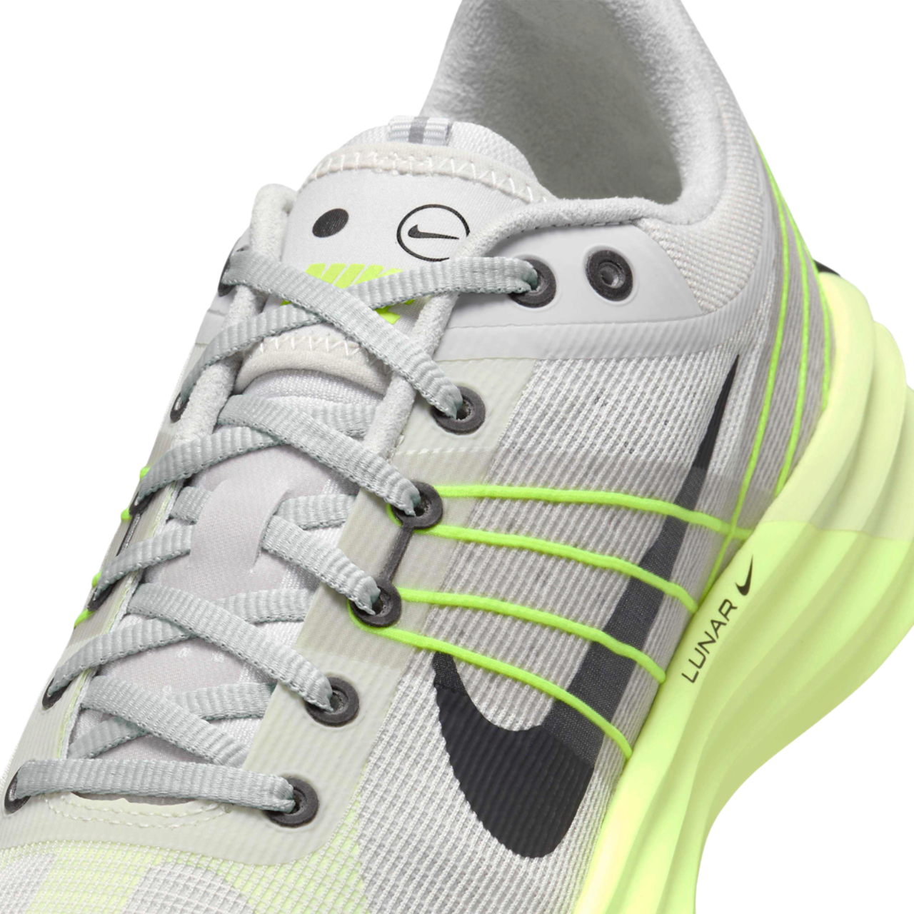 Nike Lunar Roam Image 7 of 8. Tap to open photo gallery.