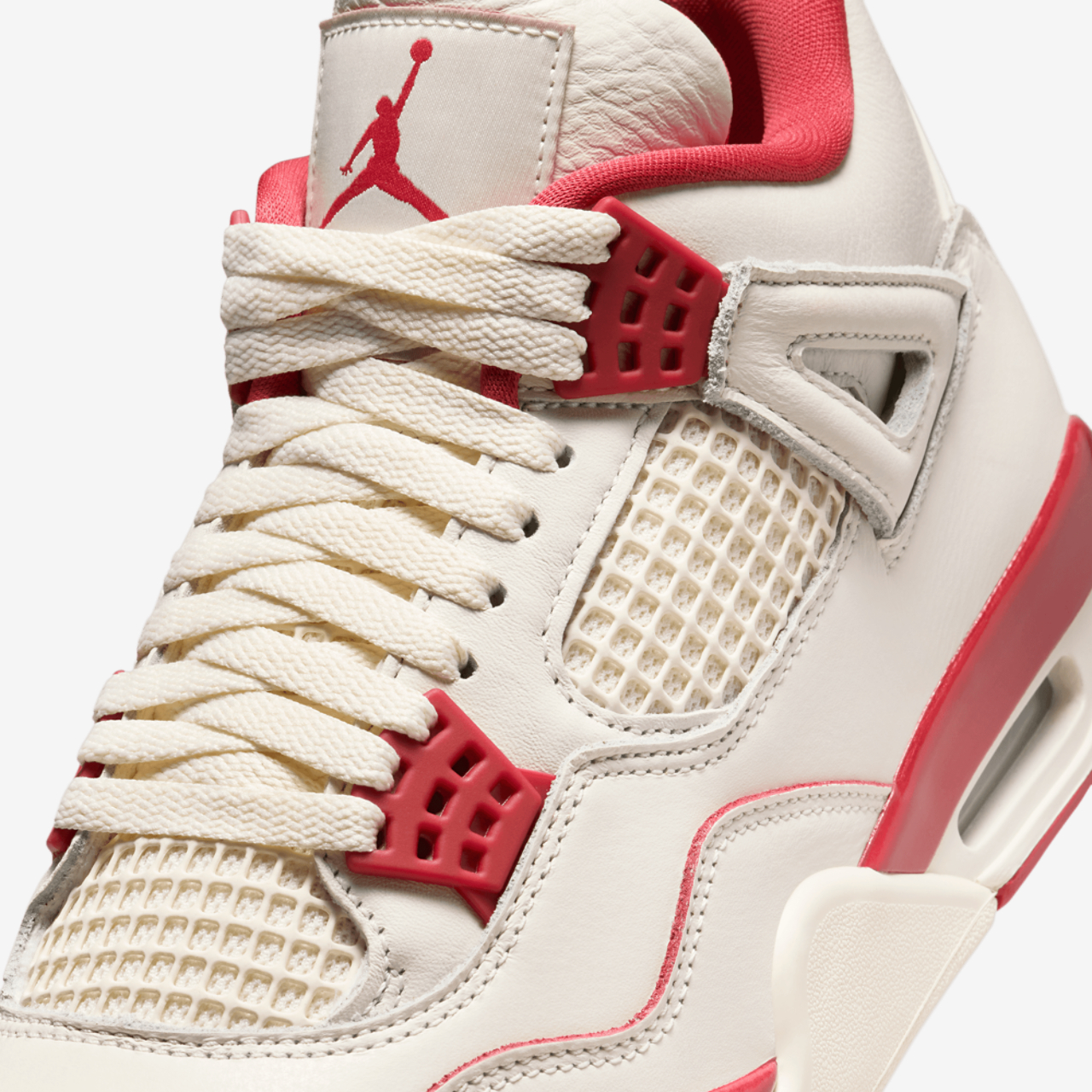 Jordan Air Jordan 4 Retro Image 7 of 12. Tap to open photo gallery.