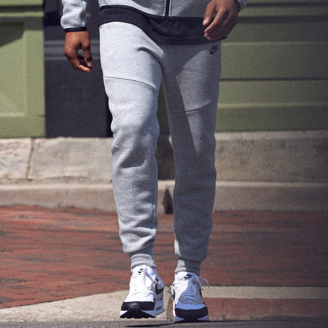 トップス NikeFleece Joggers Reflective Details Nike Sportswear Tech Fleece Big Kids' Reflective Joggers