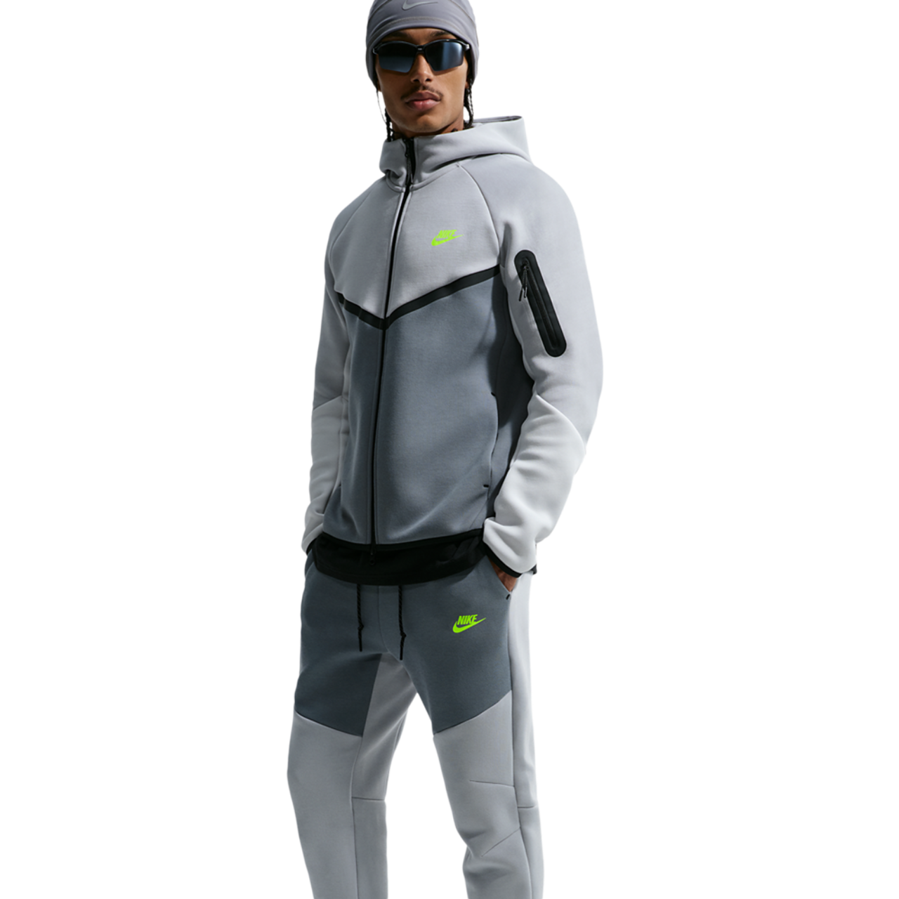 Nike Tech Fleece Joggers Image 5 of 7. Tap to open photo gallery.
