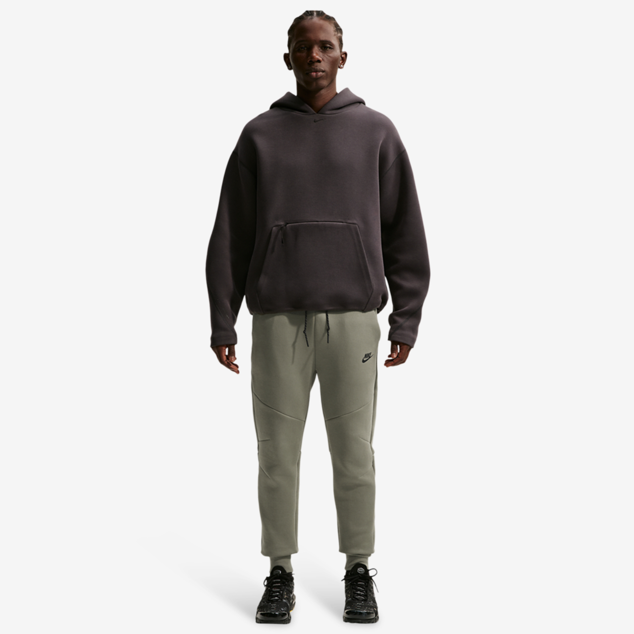Nike Tech Fleece Joggers Image 6 of 7. Tap to open photo gallery.