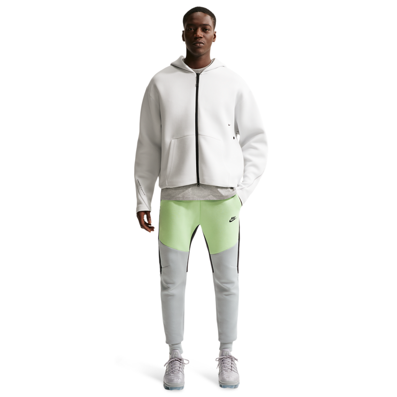 Nike Tech Fleece Joggers Image 4 of 10. Tap to open photo gallery.