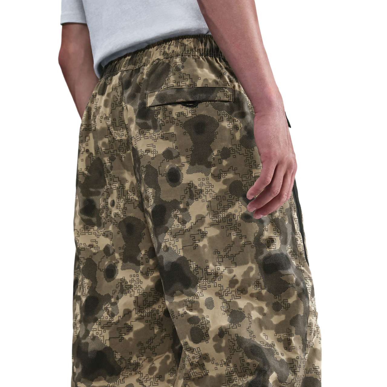 Nike Tech Woven Pant AOP Image 3 of 6. Tap to open photo gallery.