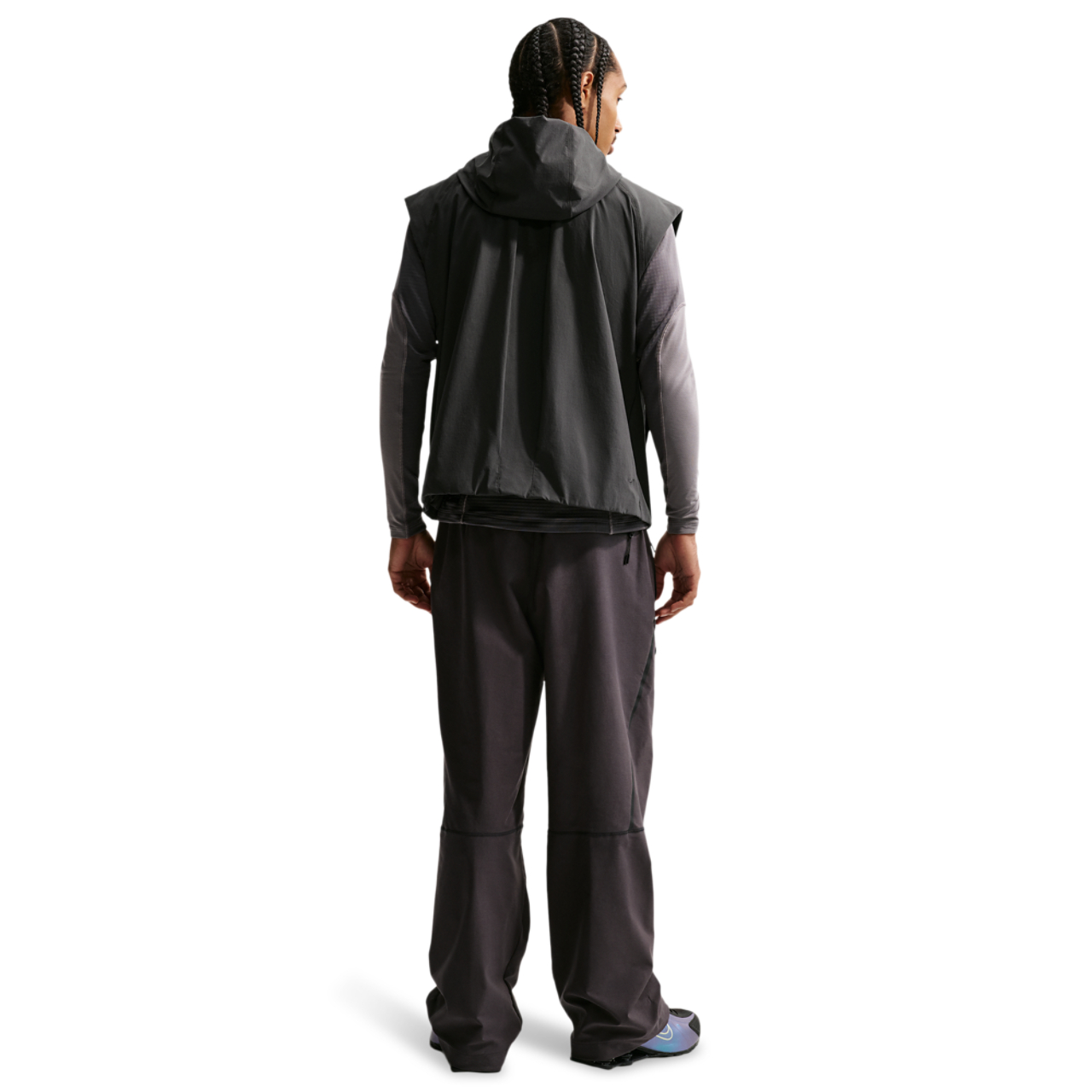Nike Dri-FIT Tech Woven Vest Image 8 of 8. Tap to open photo gallery.