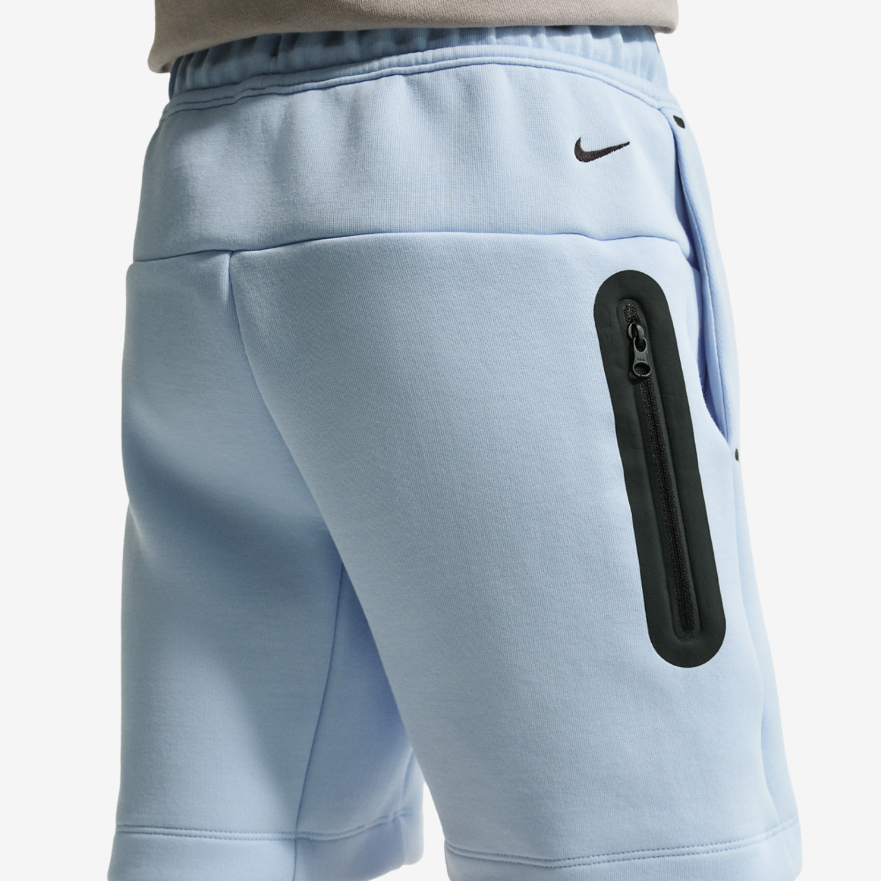 Nike NSW Tech Fleece Short Image 2 of 4. Tap to open photo gallery.