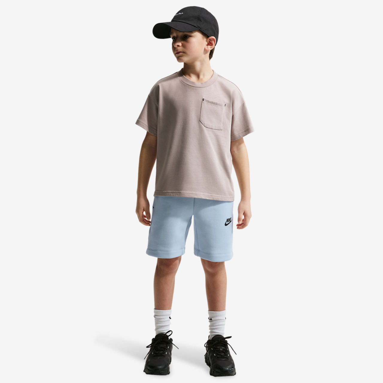 Nike NSW Tech Fleece Short Image 3 of 4. Tap to open photo gallery.