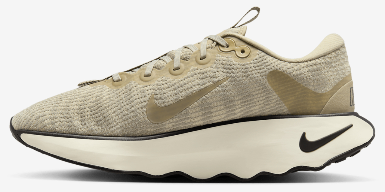 Nike Escape Momentum Image 2 of 5. Tap to open photo gallery.