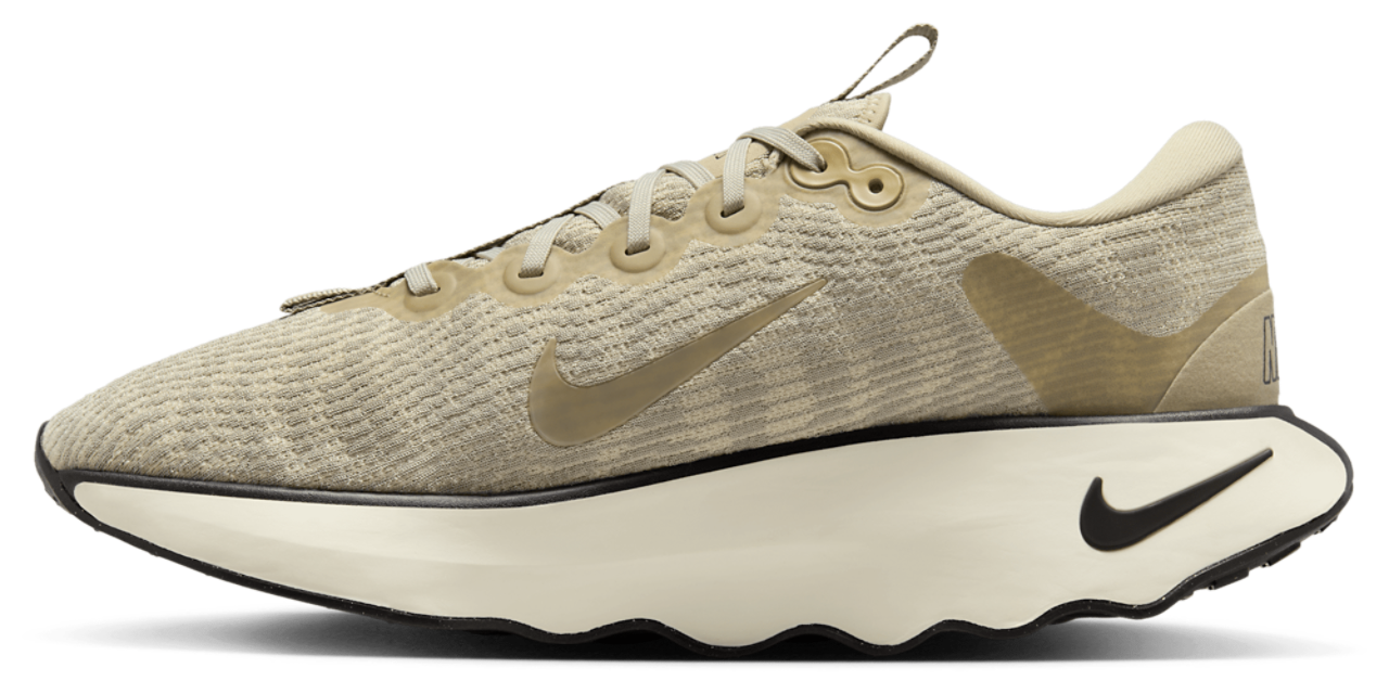 Nike Escape Momentum Image 2 of 5. Tap to open photo gallery.