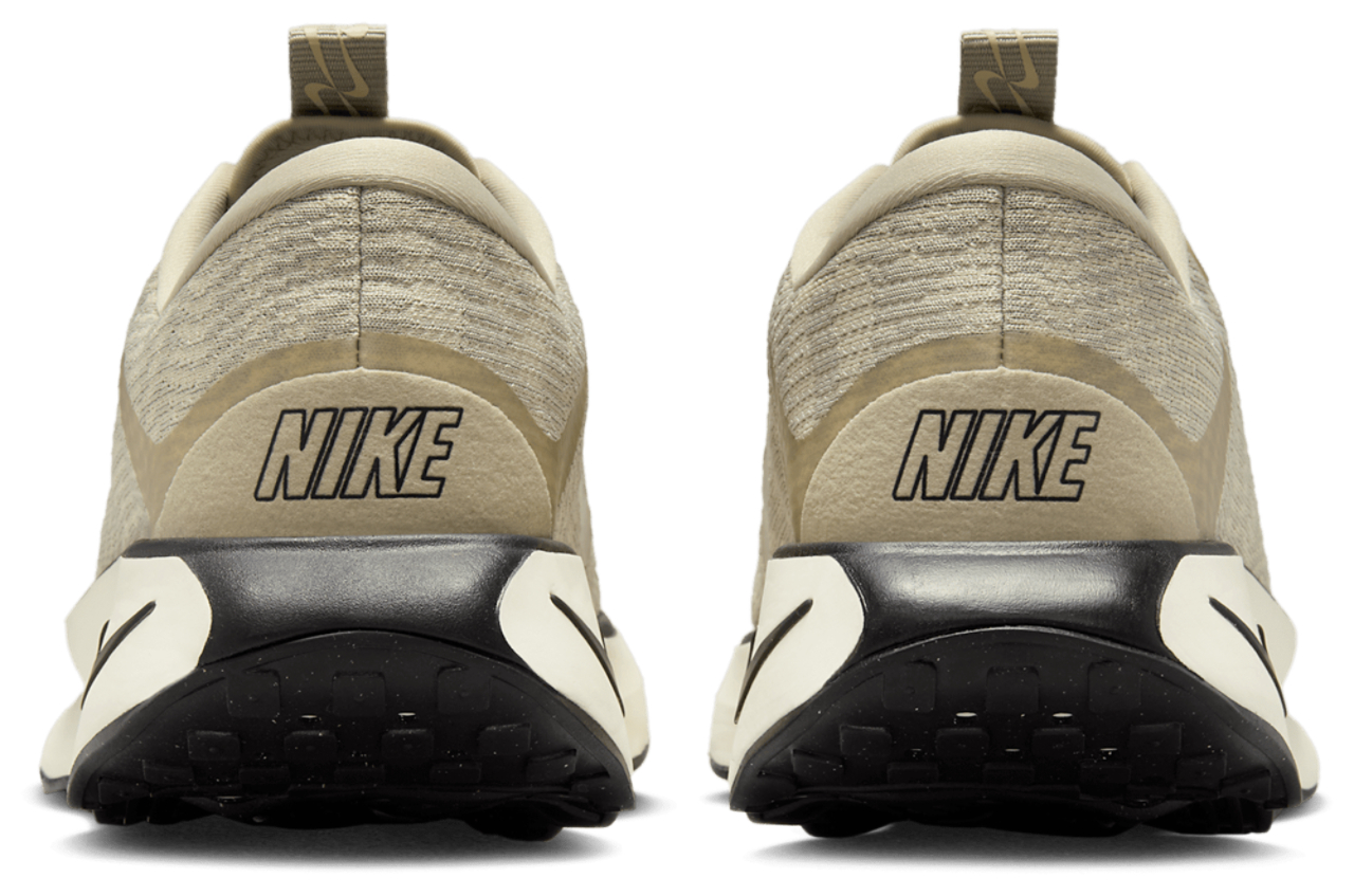 Nike Escape Momentum Image 3 of 5. Tap to open photo gallery.