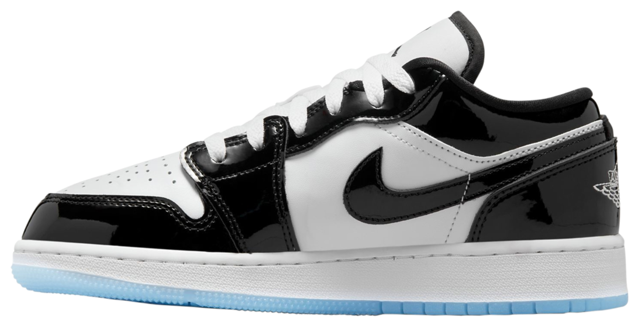 Jordan AJ 1 Low SE Image 3 of 6. Tap to open photo gallery.