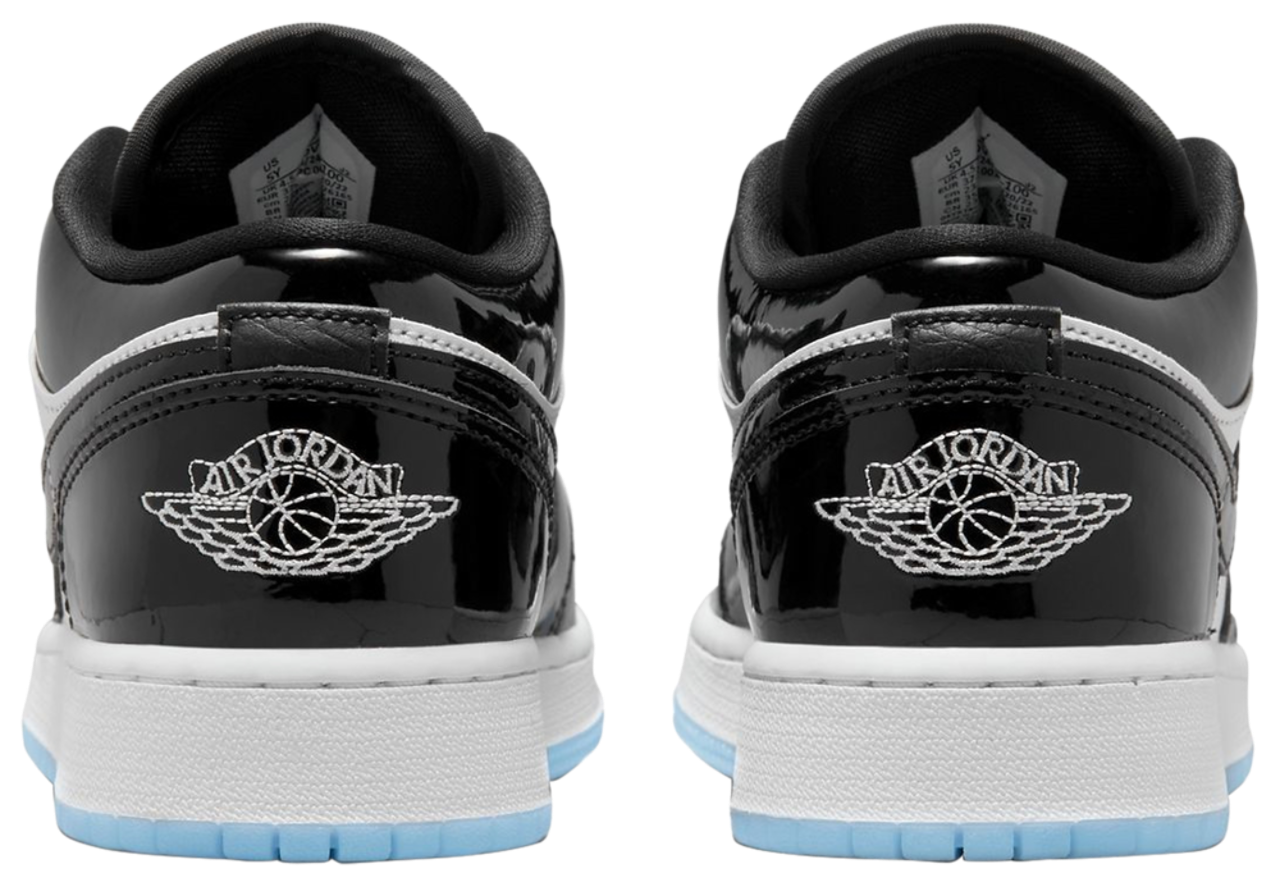Jordan AJ 1 Low SE Image 4 of 6. Tap to open photo gallery.