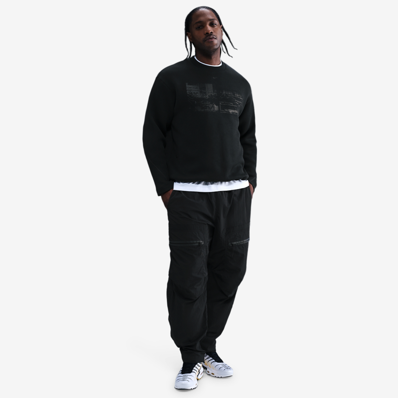 Nike Tech Fleece Crew GX Image 5 of 6. Tap to open photo gallery.