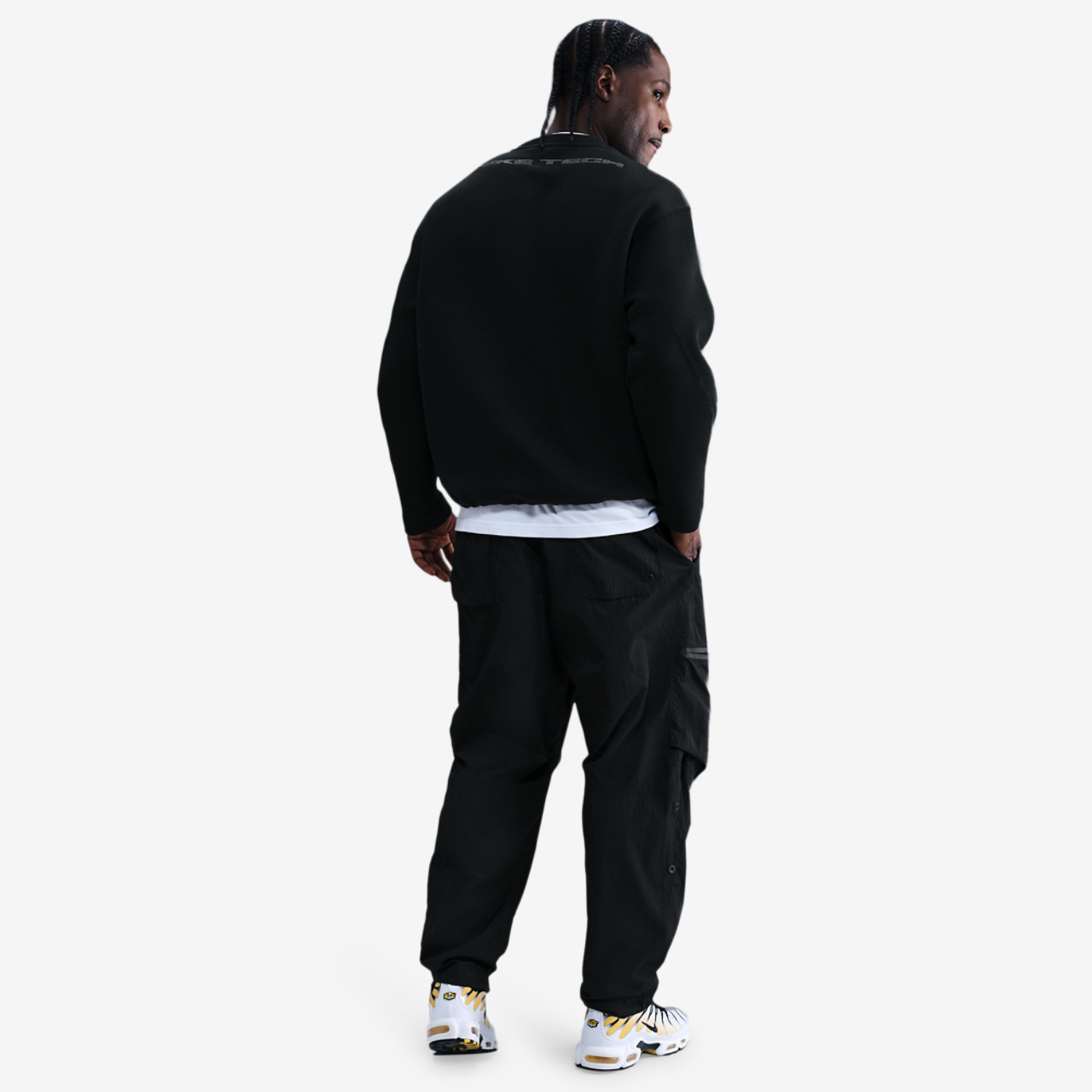 Nike Tech Fleece Crew GX Image 6 of 6. Tap to open photo gallery.