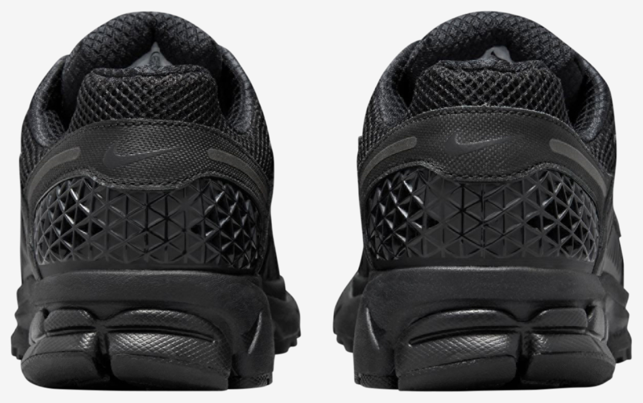 Nike Vomero 5 Image 4 of 6. Tap to open photo gallery.