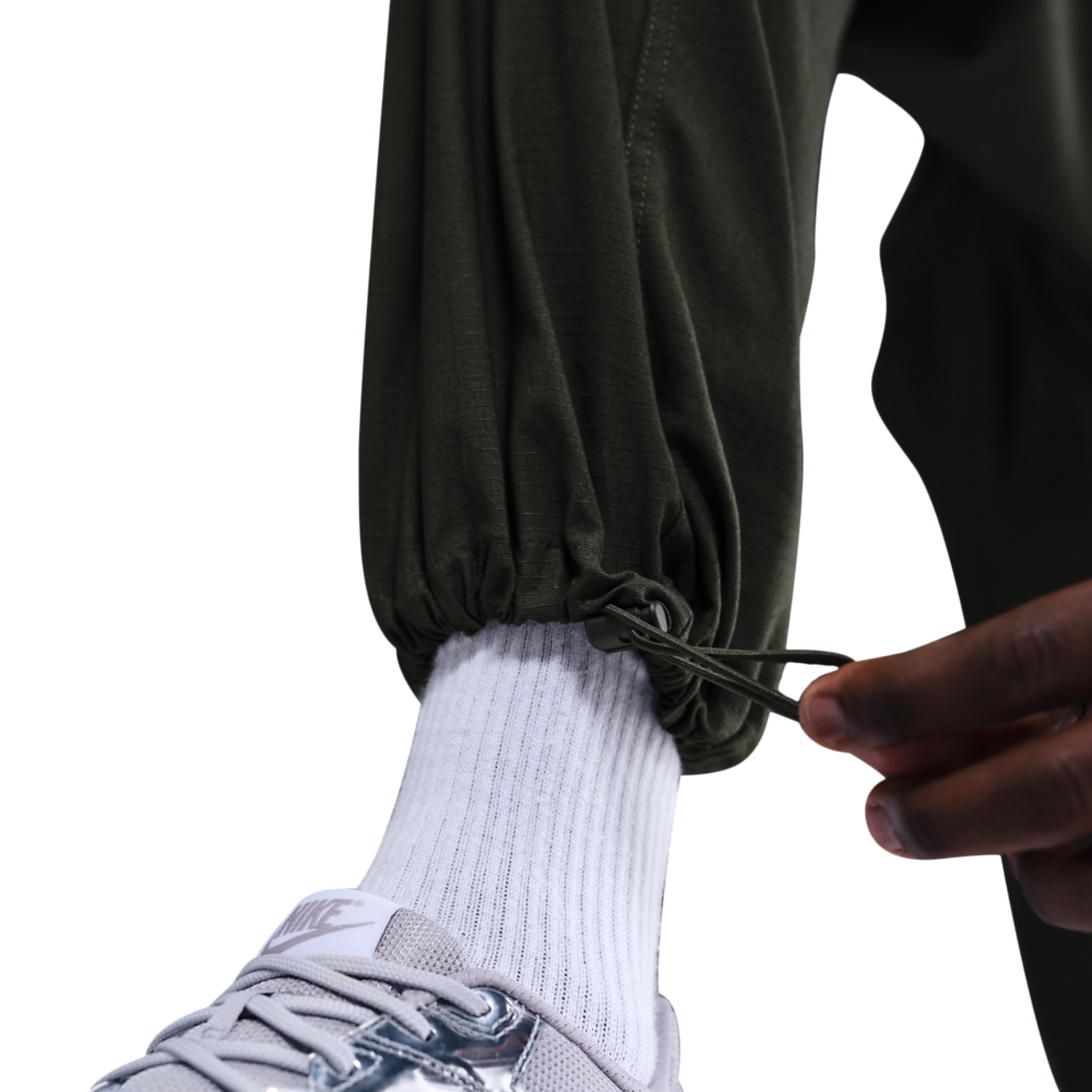 Nike Club Woven Cargo Pants Collection Image 3 of 5. Tap to open photo gallery.