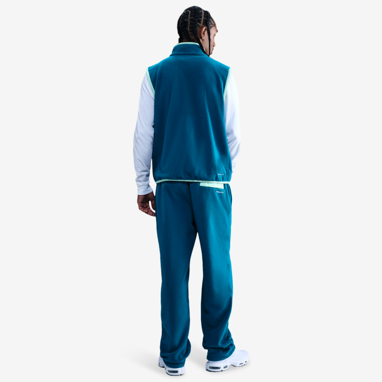 Nike Club Winterized Vest Image 4 of 4. Tap to open photo gallery.