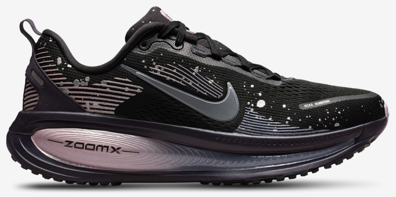 Nike Vomero 18 SE Image 1 of 5. Tap to open photo gallery.