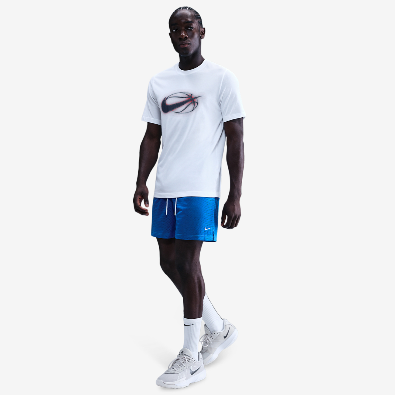 Nike Dri-FIT 5" Mesh Shorts Image 3 of 4. Tap to open photo gallery.