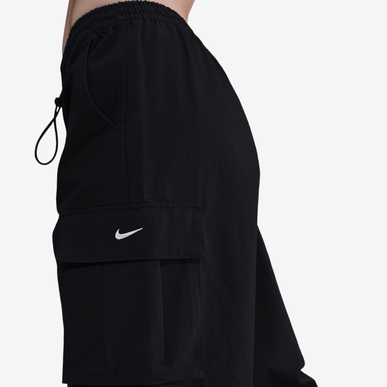 Nike NSW Street Woven Cargo Pant Image 2 of 4. Tap to open photo gallery.