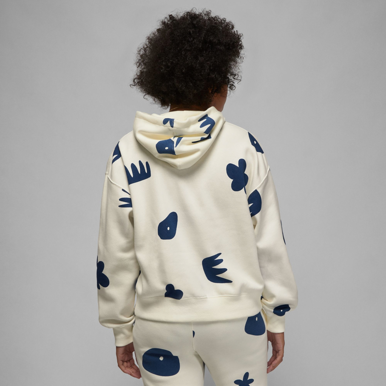 Jordan Brooklyn Fleece Pullover Image 2 of 2. Tap to open photo gallery.