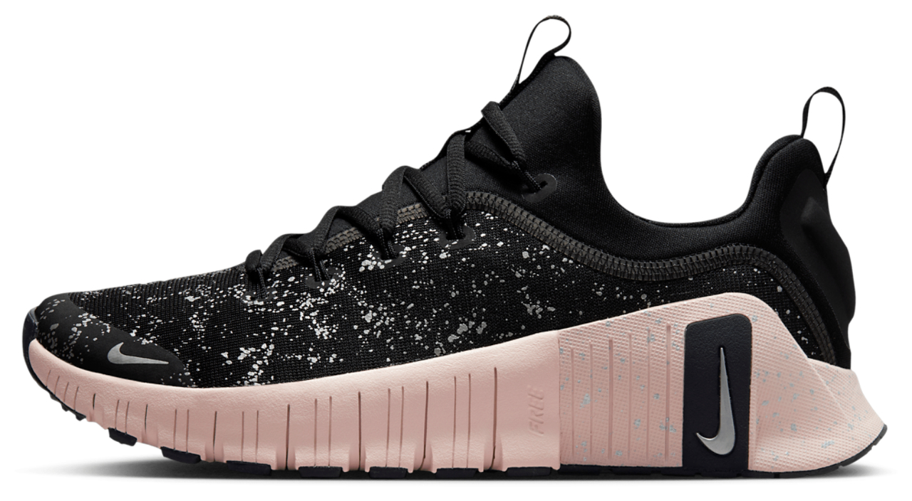 Nike Free Metcon 6 SE Image 2 of 5. Tap to open photo gallery.