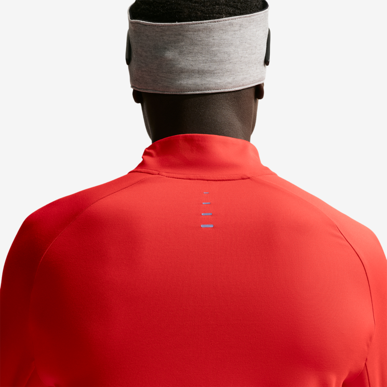 Nike Dri-FIT STRIDE HZ MIDLAYER Image 2 of 4. Tap to open photo gallery.