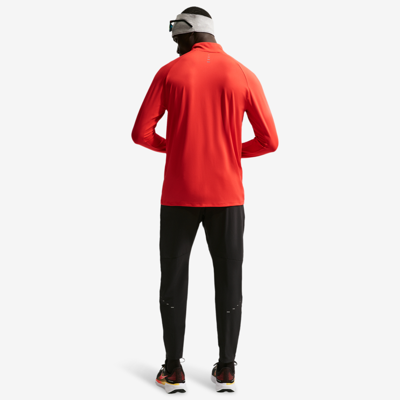 Nike Dri-FIT STRIDE HZ MIDLAYER Image 4 of 4. Tap to open photo gallery.