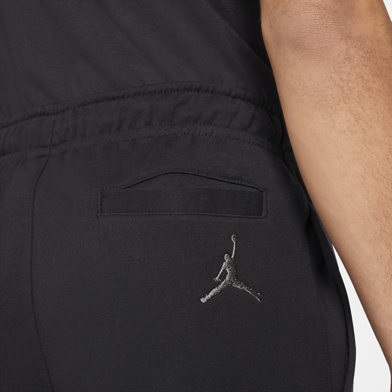 Jordan Jumpman Classic Fleece Pants Image 4 of 5. Tap to open photo gallery.