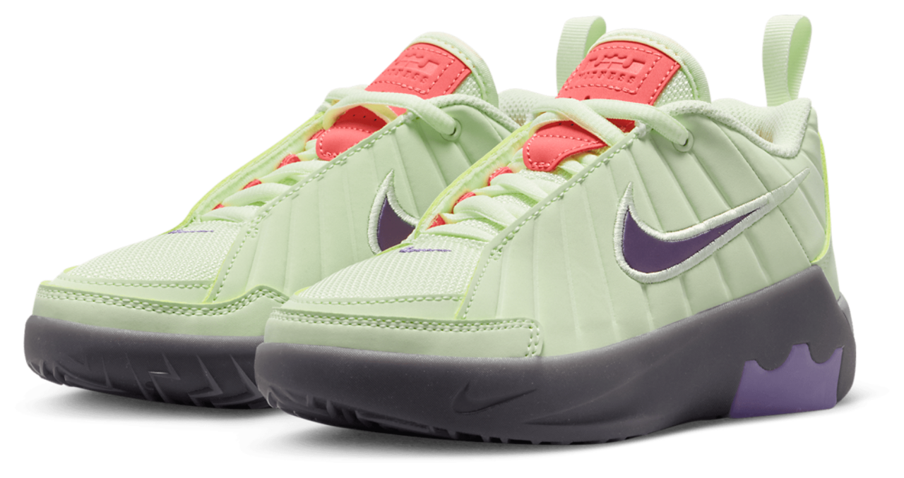 Nike Lebron Witness IX Image 6 of 8. Tap to open photo gallery.