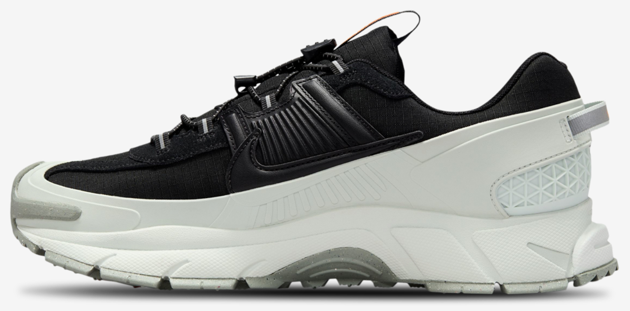 Nike Vomero Roam Image 2 of 8. Tap to open photo gallery.