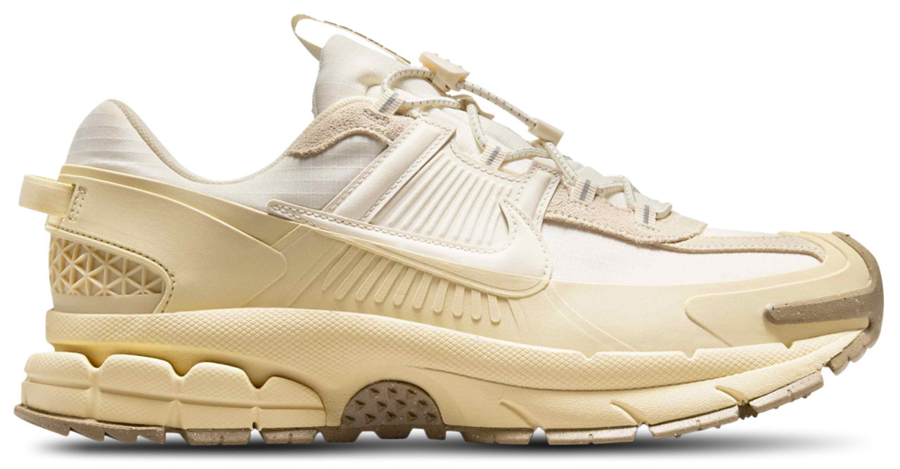 Nike Vomero Roam Champs Sports