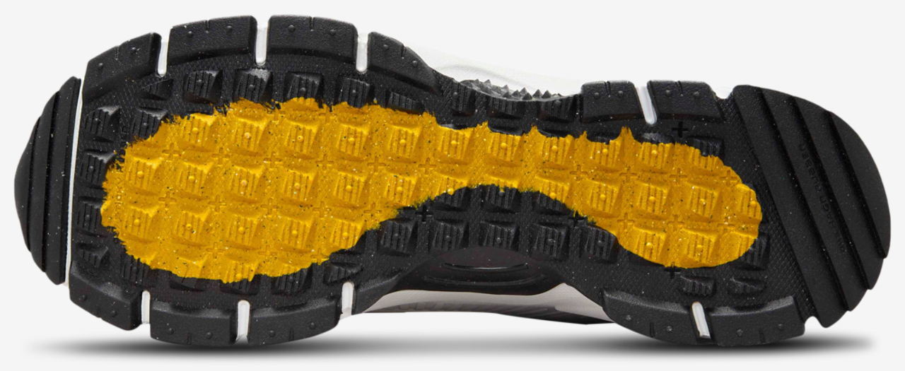 Nike Vomero Roam Image 5 of 5. Tap to open photo gallery.